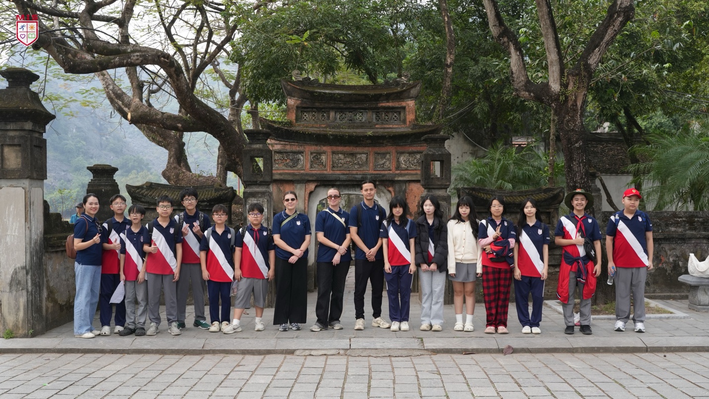 BÀI HỌC LỊCH SỬ SỐNG ĐỘNG GIỮA KHÔNG GIAN DI SẢN - CỐ ĐÔ HOA LƯ