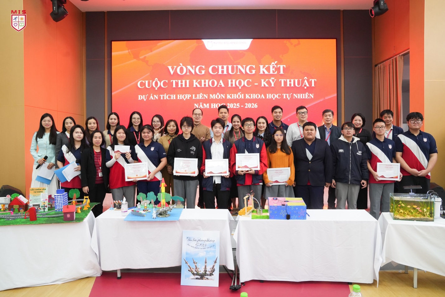 CHUNG KẾT CUỘC THI KHOA HỌC KỸ THUẬT MIS