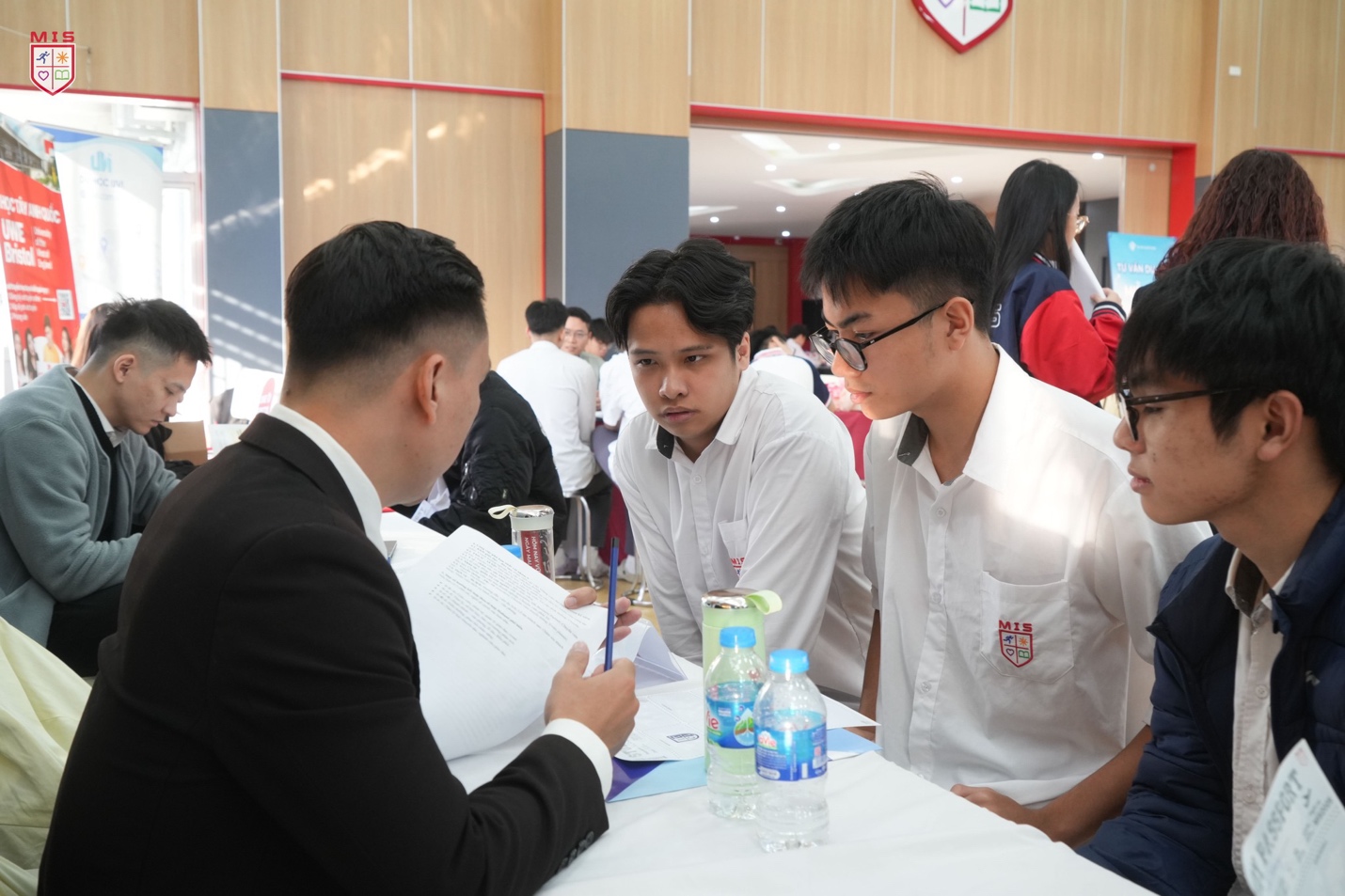 CHƯƠNG TRÌNH HƯỚNG NGHIỆP THỜI KỲ SỐ