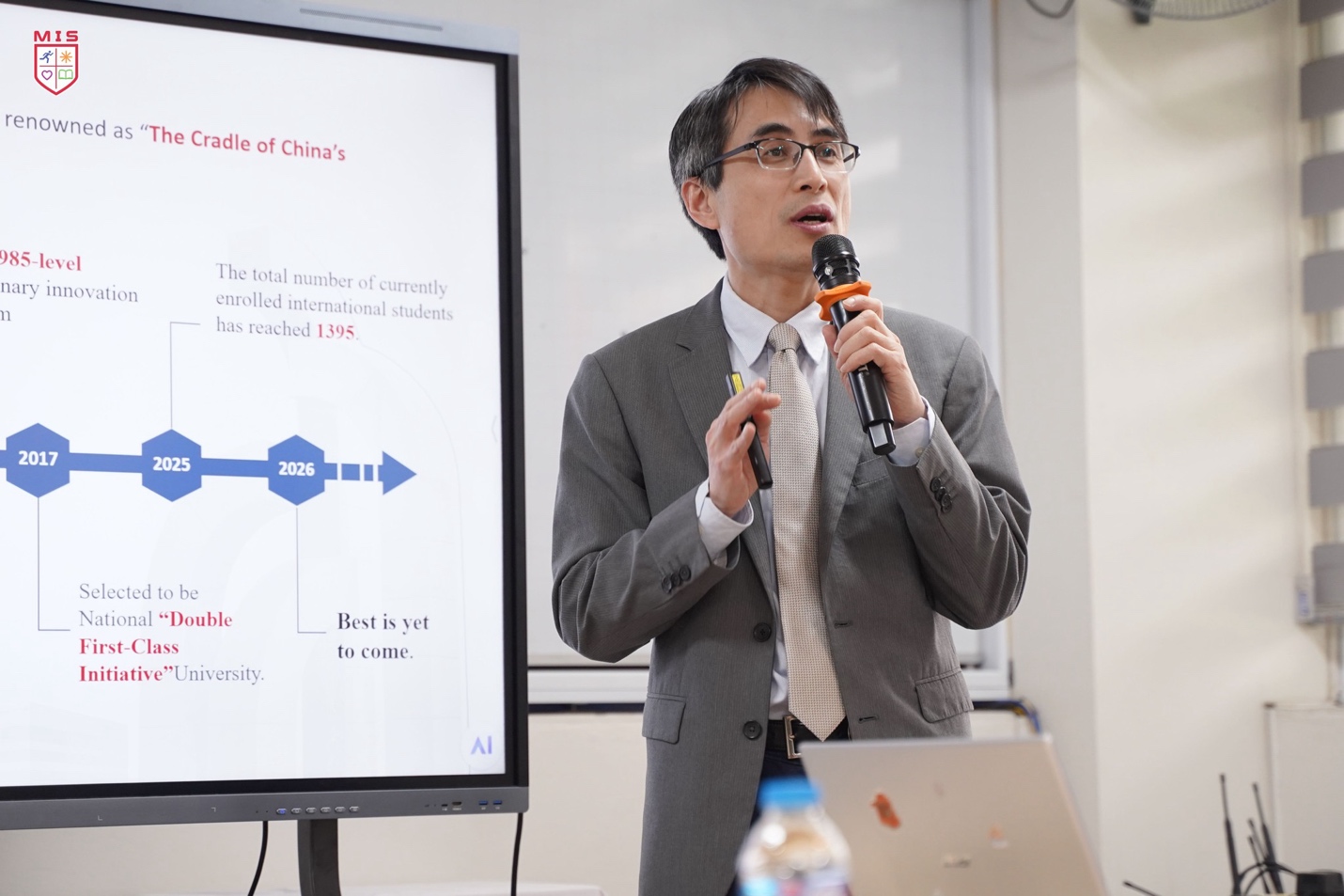 MIS HỢP TÁC VỚI ĐẠI HỌC TRUNG QUỐC, MỞ RỘNG CƠ HỘI HỘI NHẬP CHO HỌC SINH