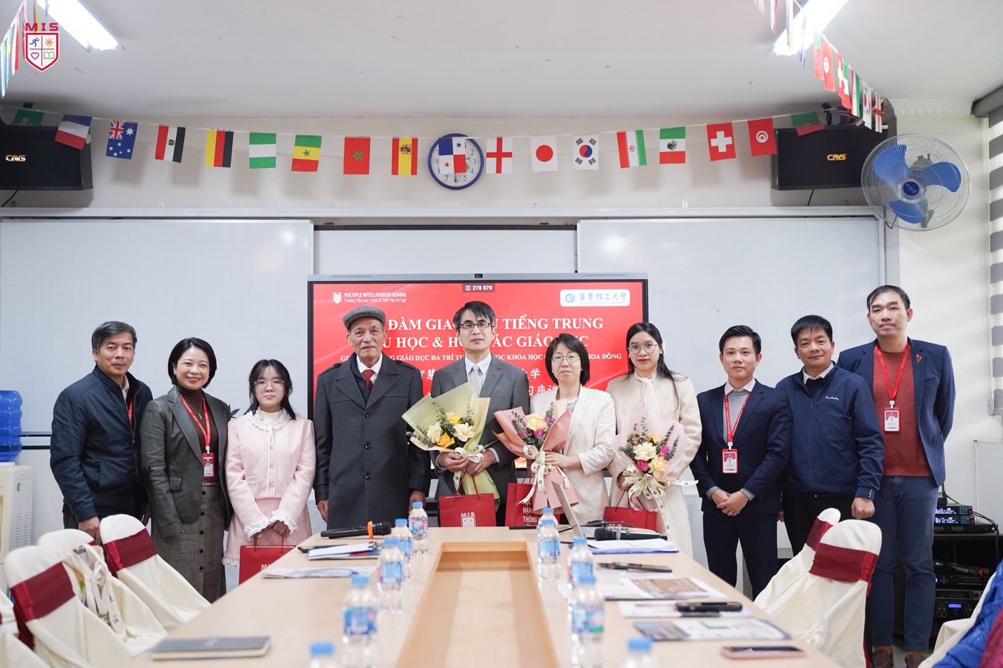 MIS HỢP TÁC VỚI ĐẠI HỌC TRUNG QUỐC, MỞ RỘNG CƠ HỘI HỘI NHẬP CHO HỌC SINH