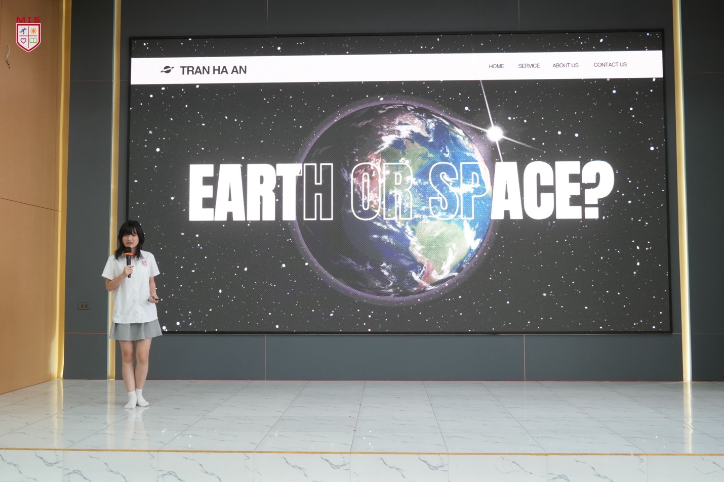 MIS TALKS – HÙNG BIỆN TIẾNG ANH