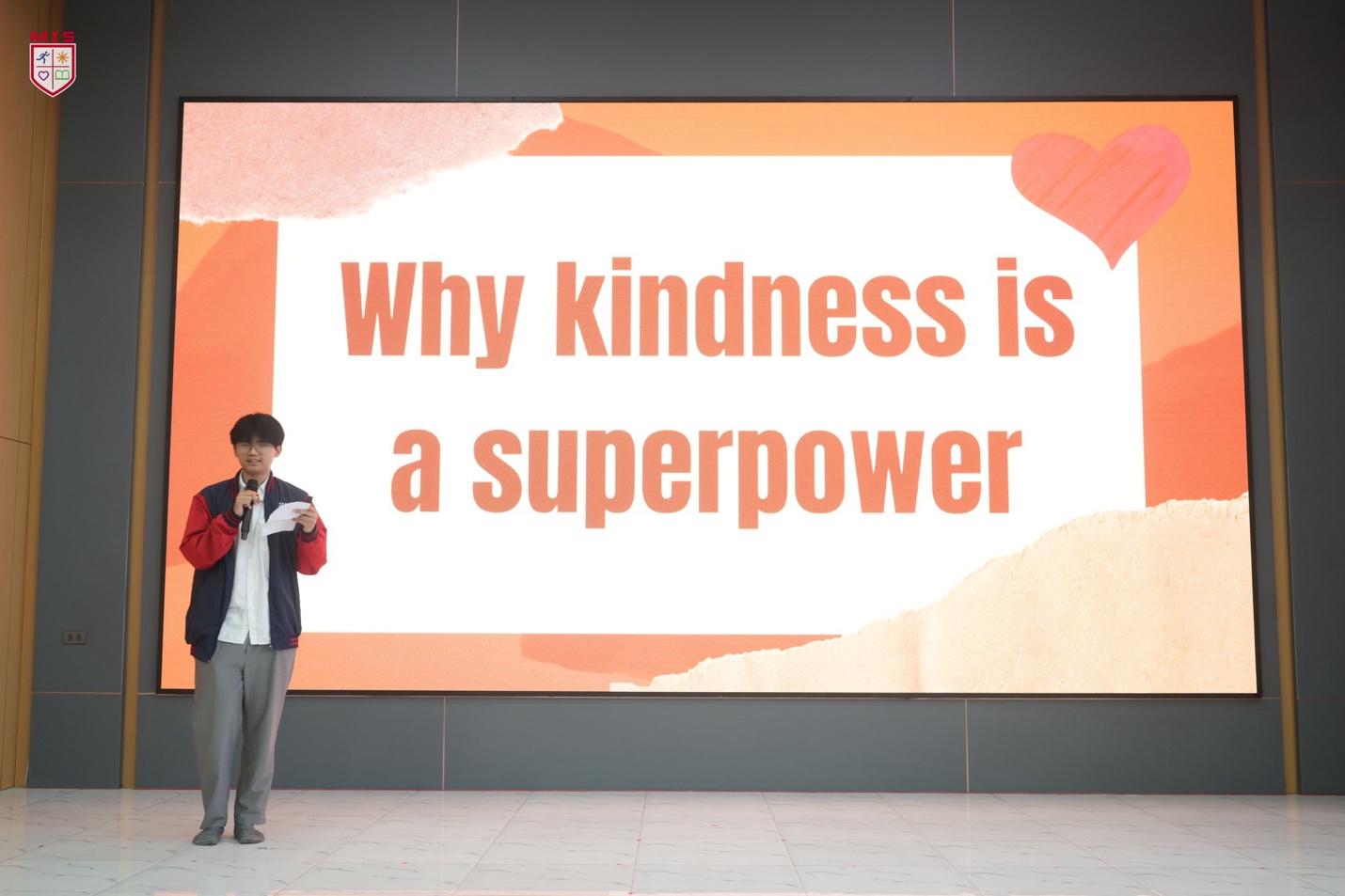 MIS TALKS – HÙNG BIỆN TIẾNG ANH