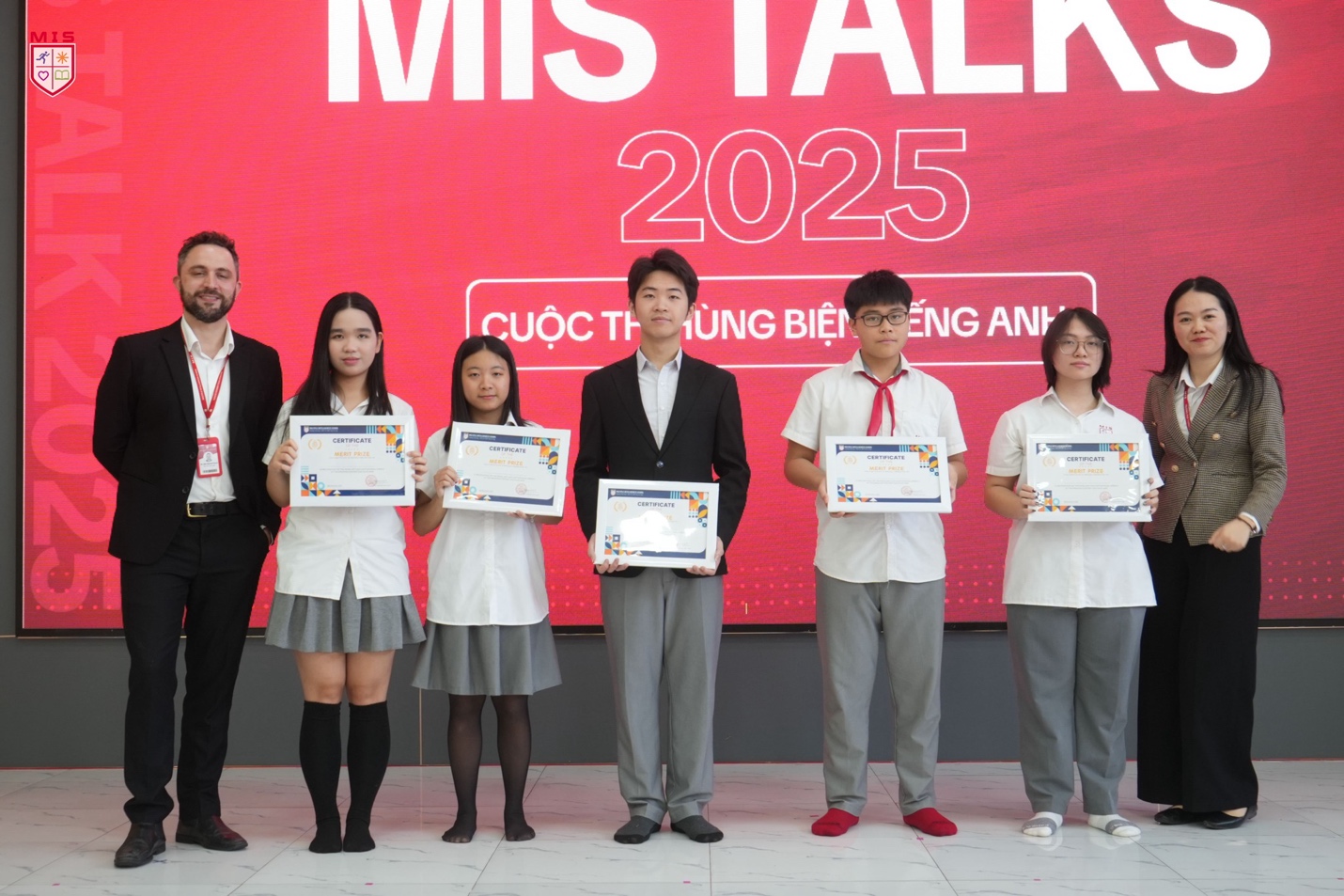 MIS TALKS – HÙNG BIỆN TIẾNG ANH