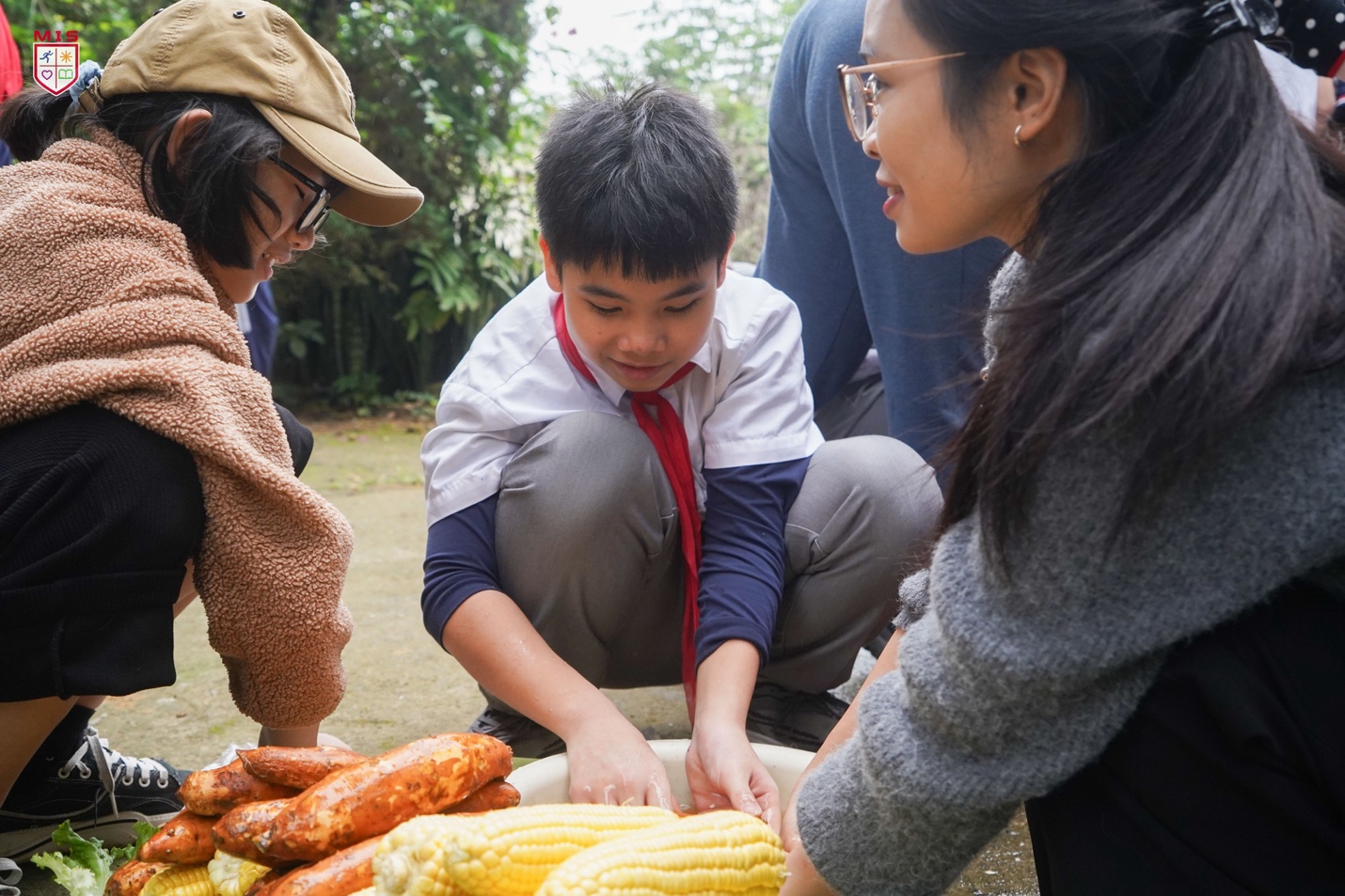 TRẢI NGHIỆM THỰC TẾ TẠI MIS PANDORA LANDSCAPE