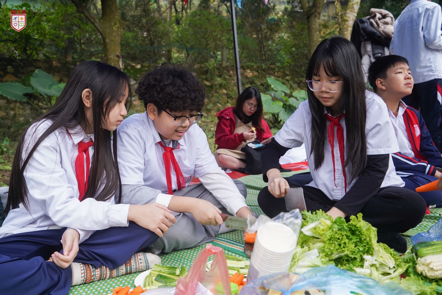 TRẢI NGHIỆM THỰC TẾ TẠI MIS PANDORA LANDSCAPE