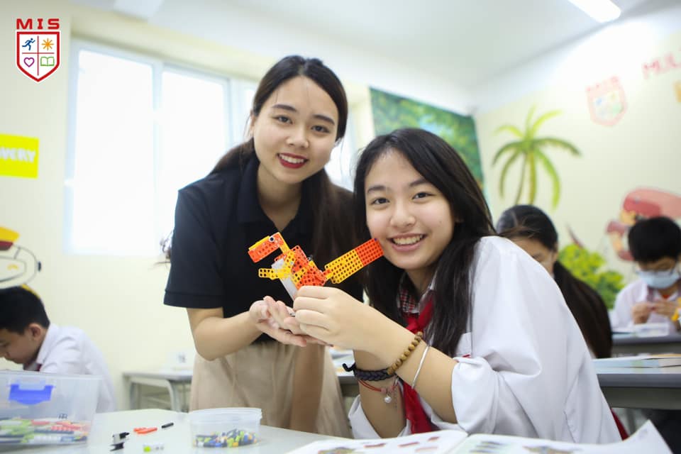 “BẬT MÍ” LÝ DO HỆ S.T.E.A.M TẠI MIS VÔ CÙNG “HOT”