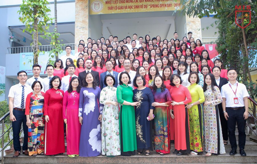 NHÀ LÀ NƠI ẤM ÁP NGỌT NGÀO, LÀ NƠI CÓ TÌNH YÊU THƯƠNG