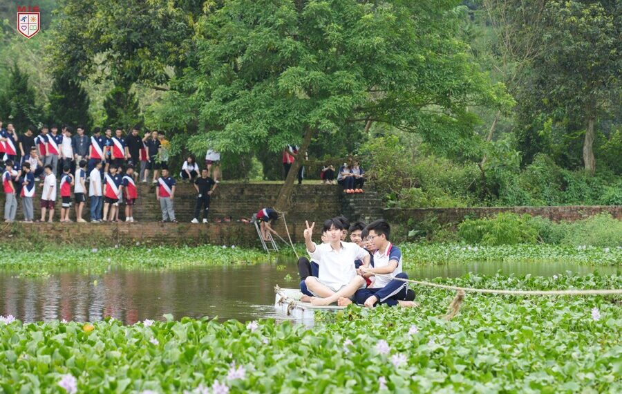 TRẢI NGHIỆM SÁNG TẠO, KHAI PHÁ BẢN THÂN