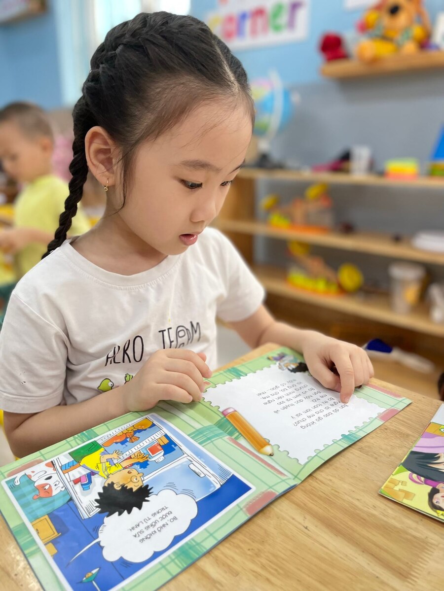 TIẾT ĐỌC SÁCH TẠI MIS PRESCHOOL