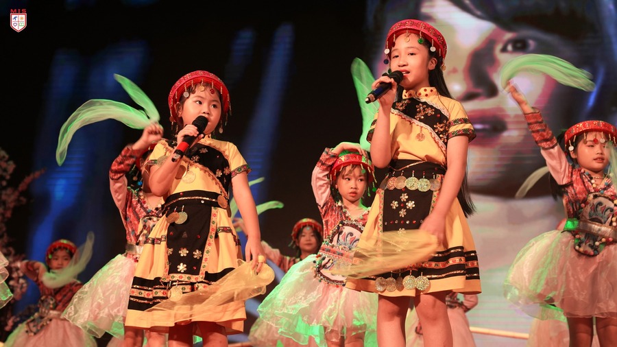 GIAI ĐIỆU TUỔI HỒNG