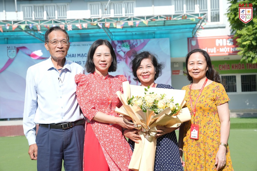 KHAI MẠC HỘI THI GIÁO VIÊN DẠY GIỎI MIS – SÁNG TẠO – NHIỆT HUYẾT – ĐỔI MỚI