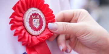 LỄ KHAI GIẢNG NĂM HỌC 2024-2025 – VẼ NÊN CUỘC SỐNG TỪ NHỮNG GIÁ TRỊ TỐT ĐẸP