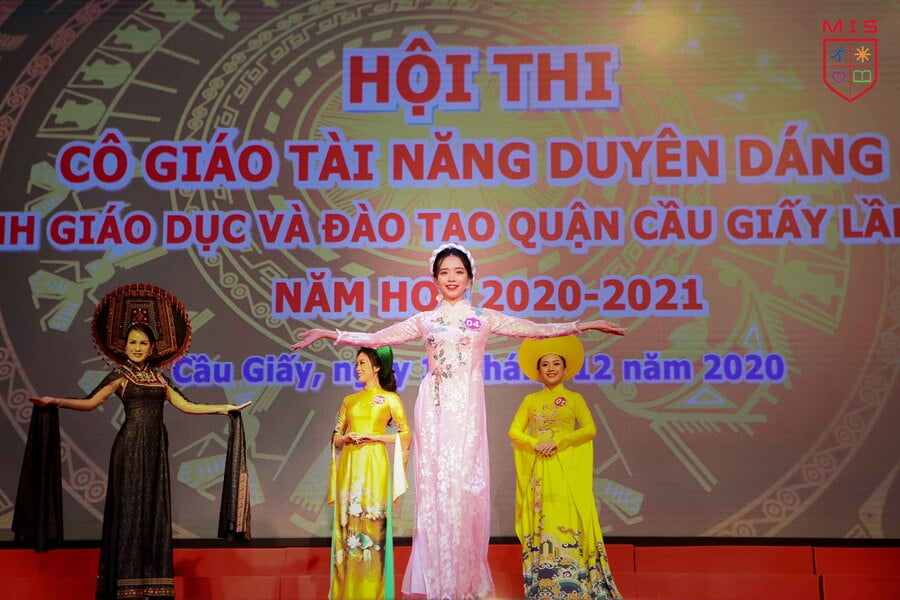 MIS GIẢI BA HỘI THI