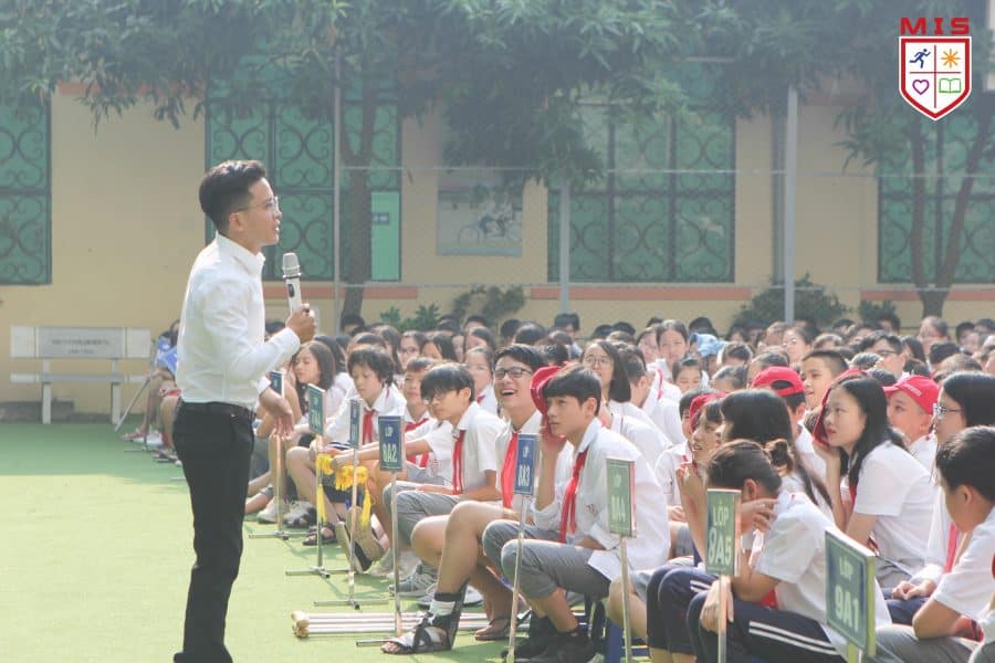 Kết quả = Hoàn cảnh + ?