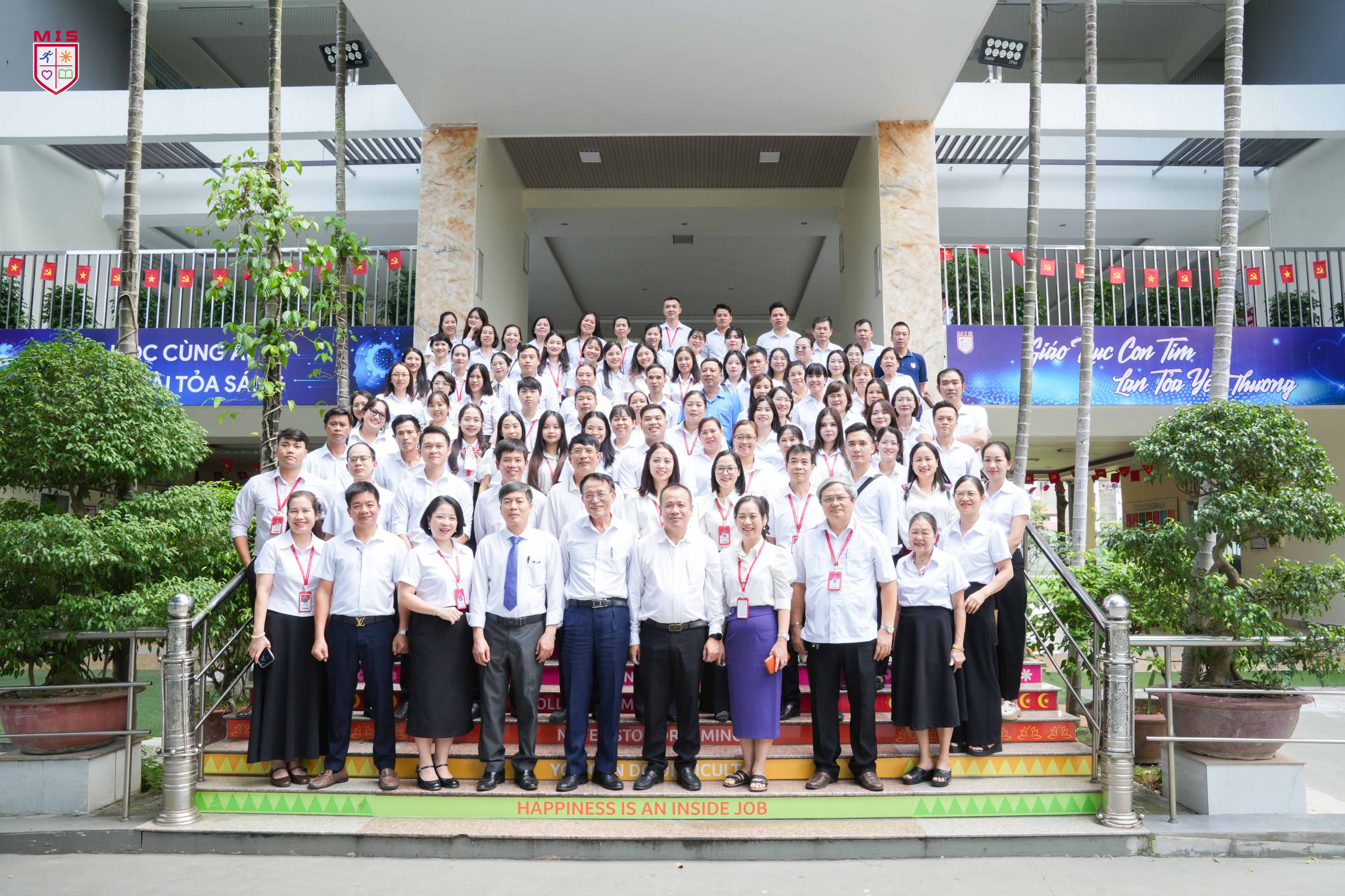 Hội nghị Người lao động Trường Tiểu học, THCS & THPT Đa Trí Tuệ – MIS năm học 2025 – 2026