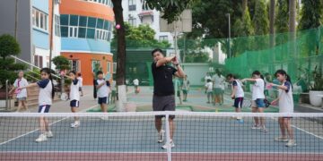 CÂU LẠC BỘ PICKLEBALL TẠI MIS KHÁM PHÁ MỚI DÀNH CHO HỌC SINH