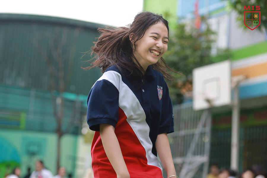 LUÔN TÍCH CỰC, SỐNG YÊU ĐỜI