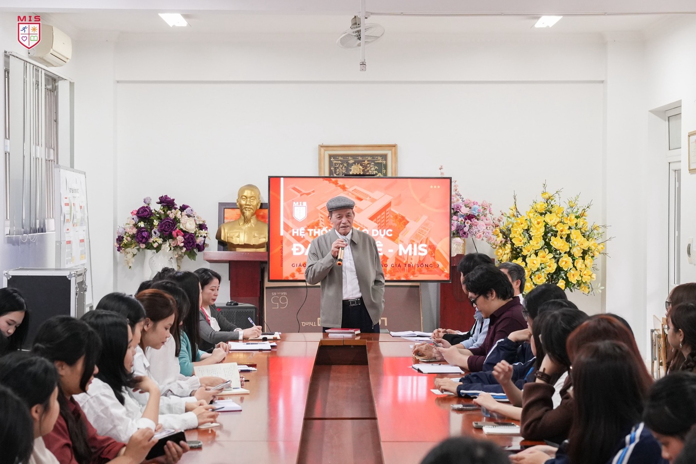 MIS HỢP TÁC CÙNG ĐẠI HỌC SƯ PHẠM HÀ NỘI