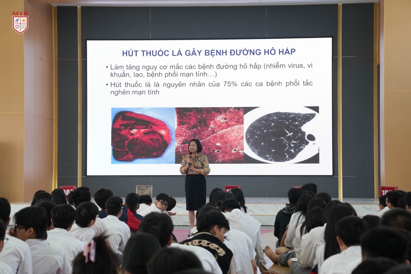 Tập huấn “Phòng, chống tác hại của thuốc lá” và bệnh không lây nhiễm tại Trường MIS